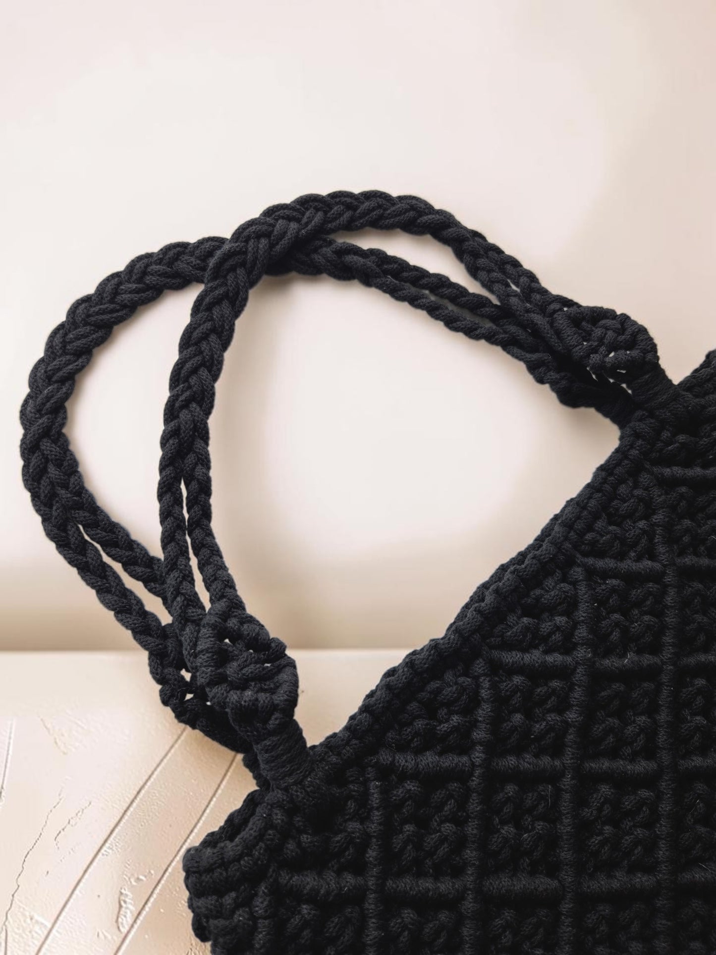 Black Diamond Macramè Tote