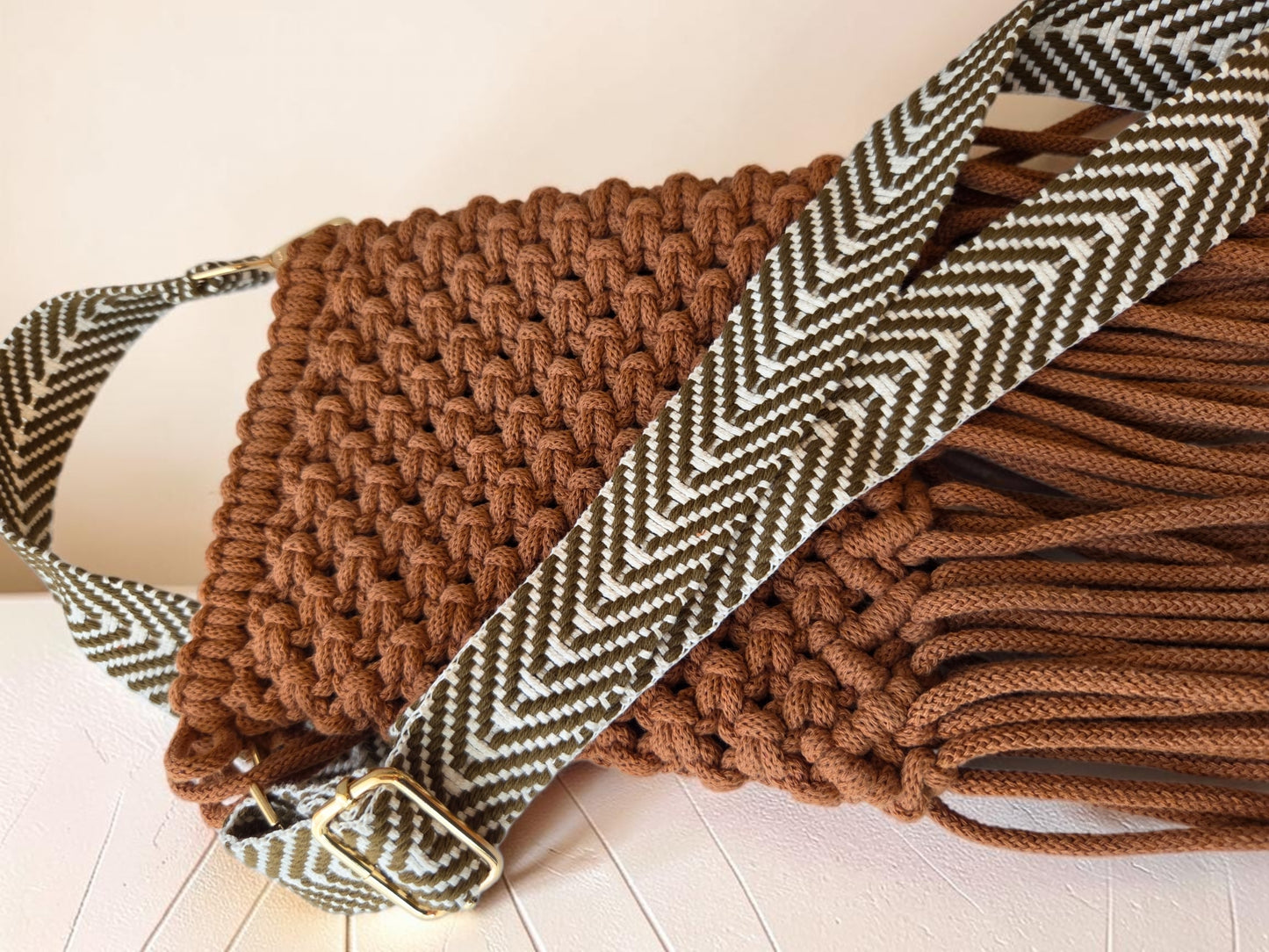 Small Canyon Crossbody